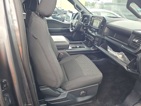 Used 2022 Ford F150 XL w/ STX Appearance Package RWD image 11
