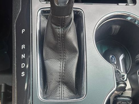 Used 2017 Ford Explorer Limited image 14