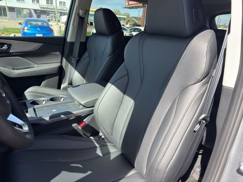 New 2026 Acura MDX SH-AWD image 12