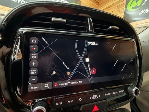 Used 2023 Kia Soul EX FWD image 21