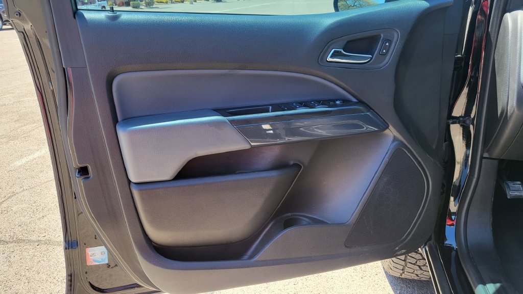Used 2022 Chevrolet Colorado Z71 AWD/4WD image 24