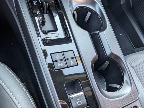 New 2026 Subaru Outback Limited image 21