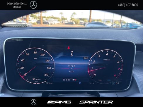 Used 2025 Mercedes-Benz GLC 300 image 26