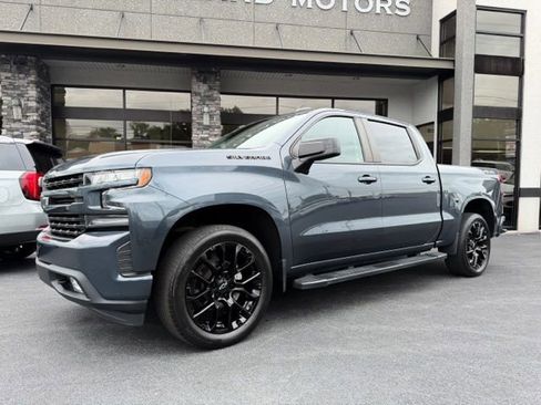 Used 2022 Chevrolet Silverado 1500 RST w/ LPO, Blackout Package AWD/4WD image 18