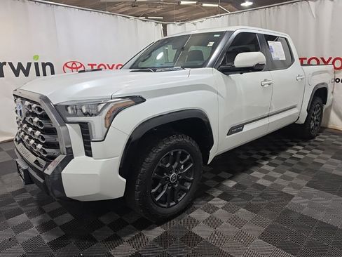 Used 2024 Toyota Tundra Platinum image 3