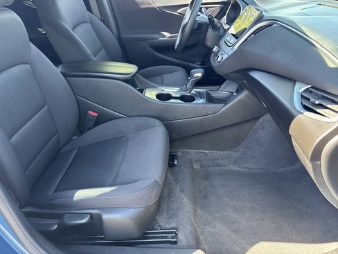 Used 2024 Chevrolet Malibu LT FWD image 10