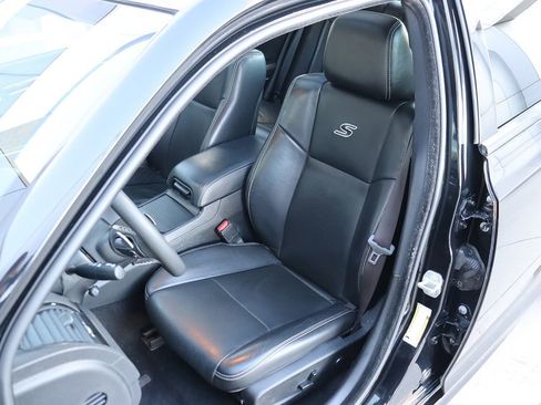 Used 2023 Chrysler 300 S w/ Comfort Group image 36