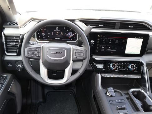 New 2026 GMC Sierra 2500 Denali w/ Denali Reserve Package AWD/4WD image 15