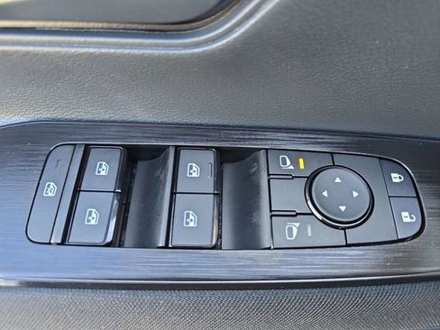 New 2026 Nissan Kicks S image 28