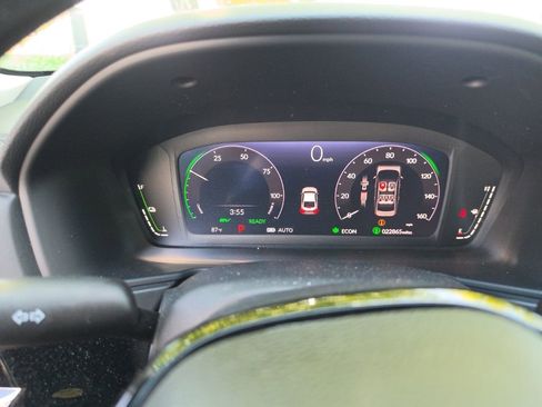 Used 2024 Honda Accord Touring image 3