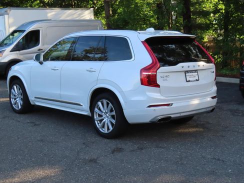 Used 2016 Volvo XC90 T6 Inscription w/ Vision Package AWD/4WD image 3