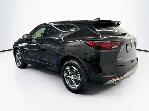 Used 2025 Chevrolet Blazer LT FWD image 5