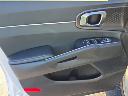 New 2026 Kia Sorento LX image 19