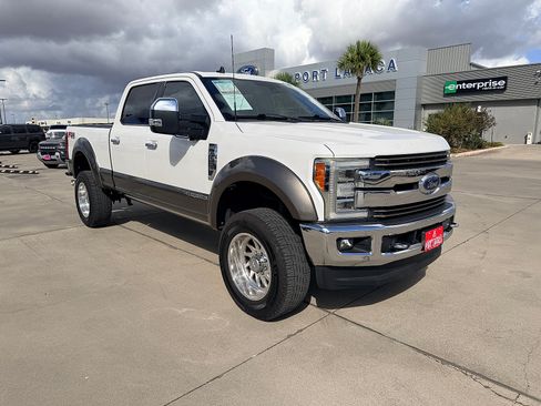Used 2019 Ford F250 King Ranch w/ King Ranch Ultimate Package AWD/4WD image 1