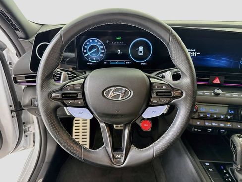 Used 2022 Hyundai Elantra N FWD image 13
