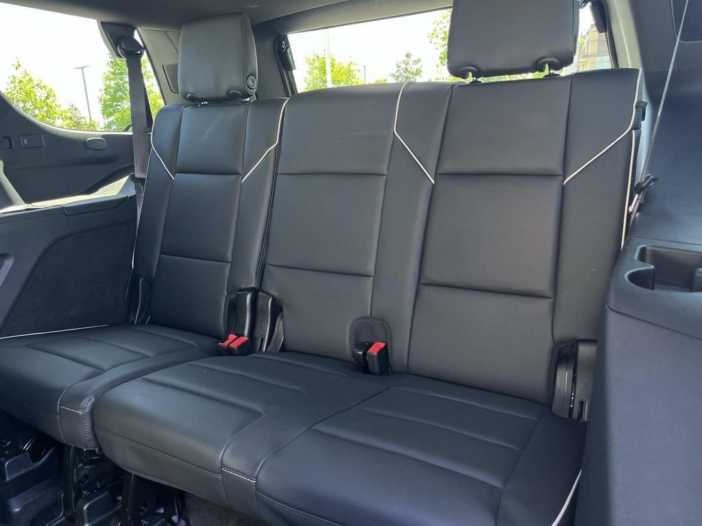 Certified 2025 Cadillac Escalade Sport AWD/4WD image 67
