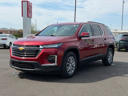 Used 2023 Chevrolet Traverse LT w/ LPO, Floor Liner Package image 2