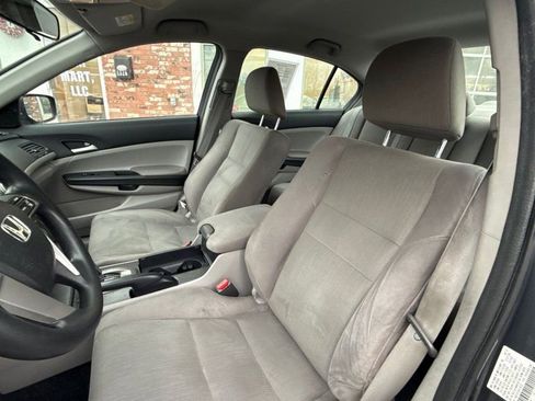 Used 2012 Honda Accord LX image 12