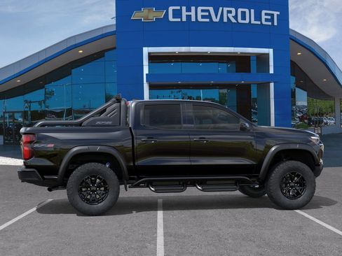 New 2026 Chevrolet Colorado ZR2 w/ Midnight Edition image 36