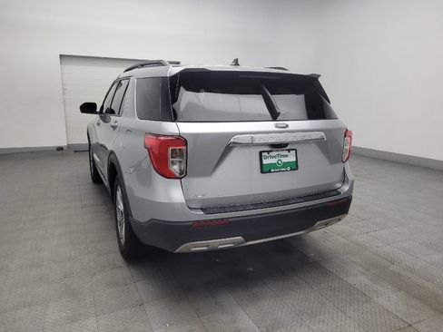 Used 2021 Ford Explorer XLT w/ Equipment Group 202A RWD image 5