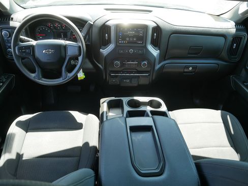 Used 2021 Chevrolet Silverado 1500 Custom Trail Boss w/ LPO, Dark Essentials Package AWD/4WD image 10