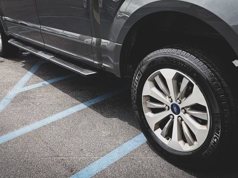 Used 2018 Ford F150 XL w/ Equipment Group 101A Mid AWD/4WD image 8