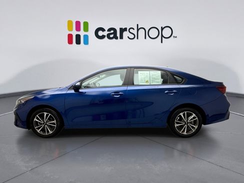Used 2024 Kia Forte LXS image 2