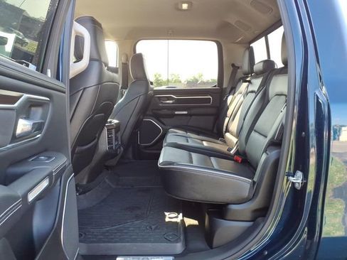 Used 2022 RAM 1500 Laramie AWD/4WD image 29