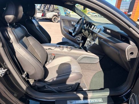 Used 2021 Ford Mustang GT Premium w/ GT Performance Package RWD image 17