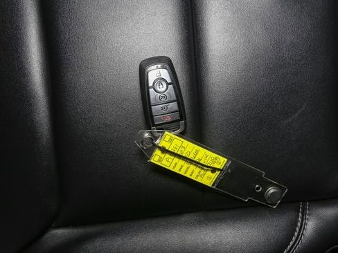 Used 2023 Ford Explorer XLT w/ Equipment Group 202A AWD/4WD image 39