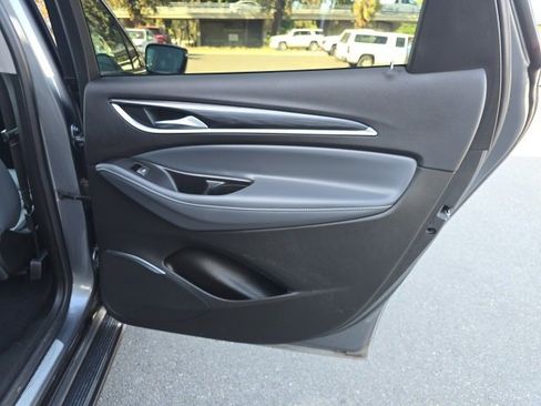 Used 2021 Buick Enclave Premium w/ Sun and Sites Package image 38