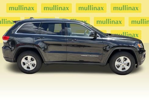 Used 2016 Jeep Grand Cherokee Laredo w/ Quick Order Package 23E RWD image 2