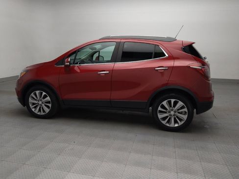 Used 2018 Buick Encore Preferred image 3