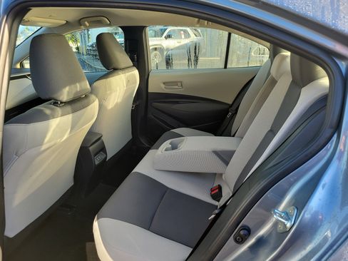 Used 2025 Toyota Corolla LE image 10