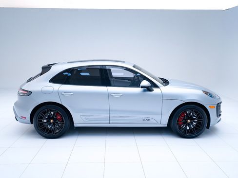 Used 2023 Porsche Macan GTS image 8