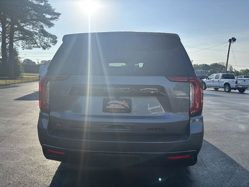Used 2021 GMC Yukon AT4 w/ AT4 Premium Plus Package AWD/4WD image 7