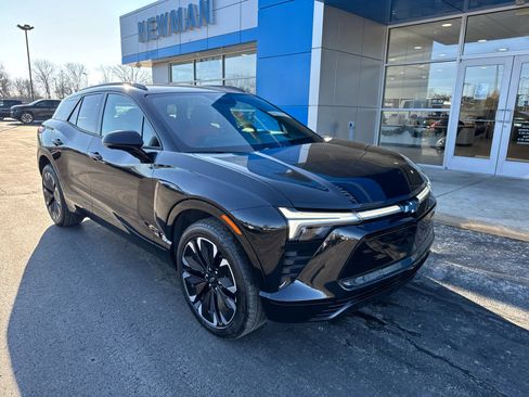 Used 2025 Chevrolet Blazer EV RS image 1