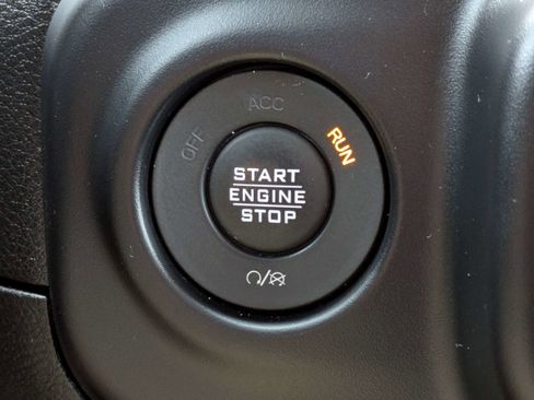 Used 2020 Jeep Wrangler Unlimited Rubicon image 25