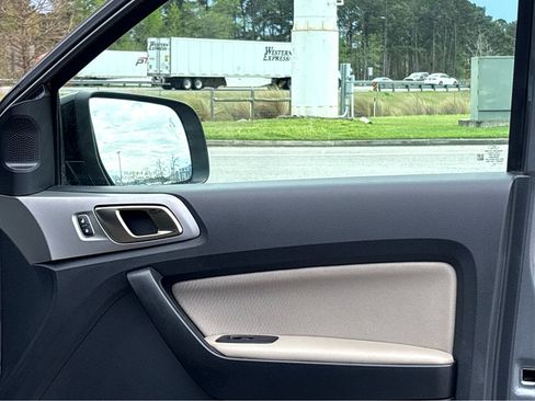 Used 2023 Ford Ranger XLT w/ Equipment Group 301A Mid image 17