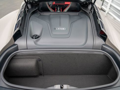 Used 2024 Lotus Emira First Edition image 32