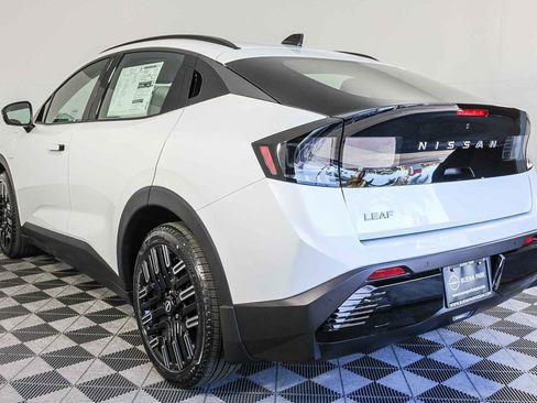 New 2026 Nissan Leaf Platinum+ w/ Cargo Package (Platinum+) image 6