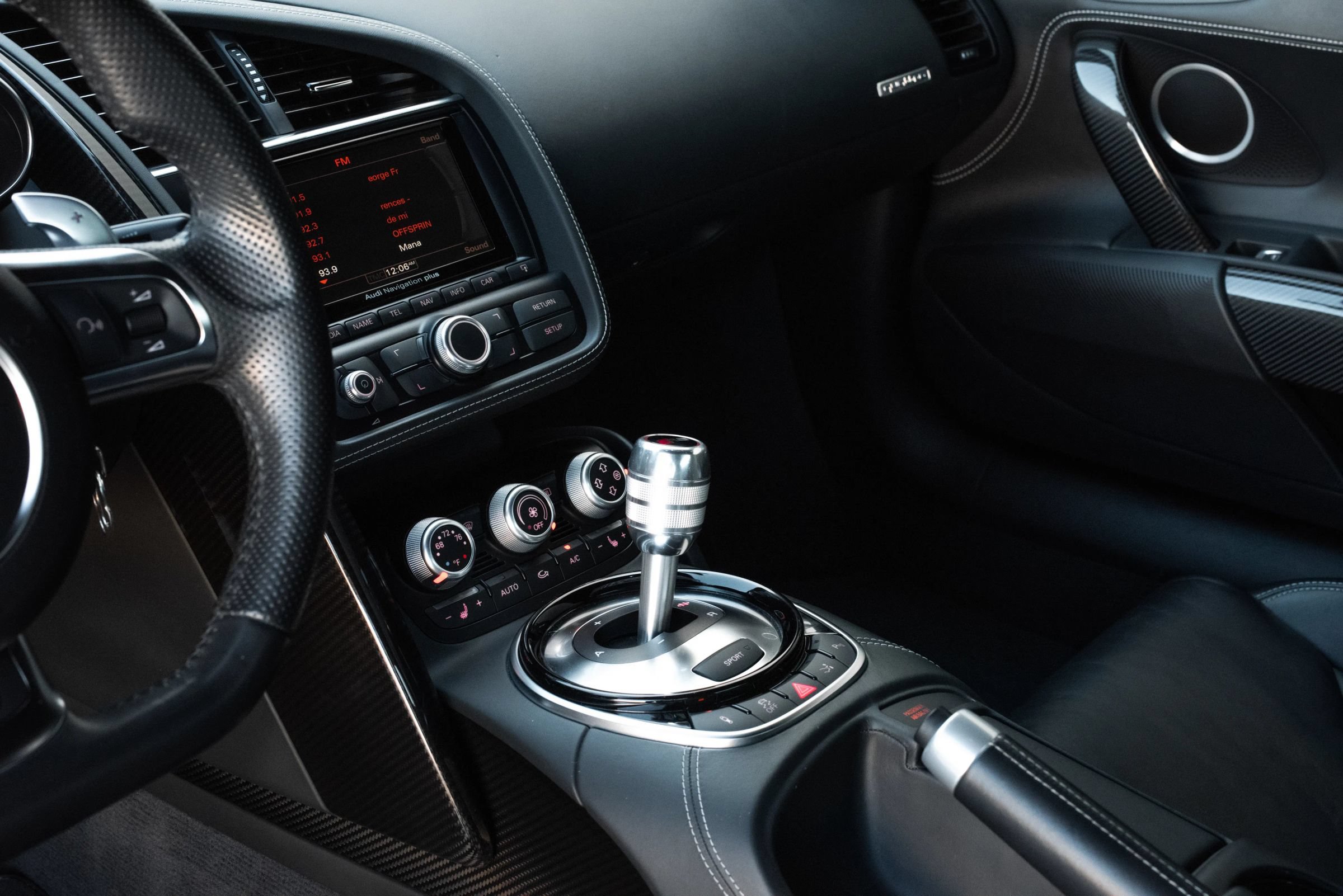 Used 2014 Audi R8 V10 AWD/4WD image 16