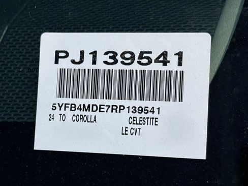 Used 2024 Toyota Corolla LE FWD image 14