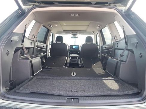 New 2026 Volkswagen Atlas SEL Premium R-Line image 9
