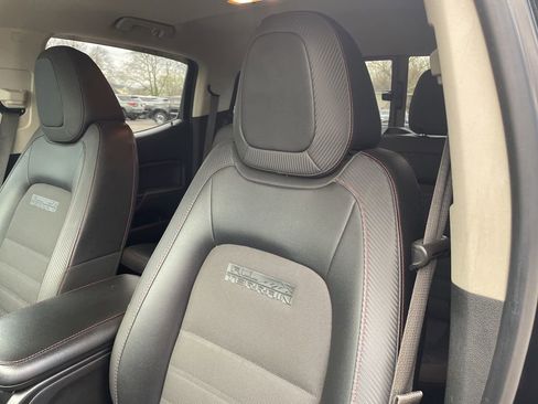 Used 2018 GMC Canyon All Terrain w/ Trailering Package image 7