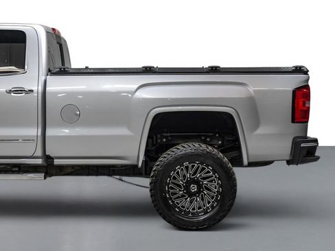 Used 2019 GMC Sierra 3500 SLT w/ Duramax Plus Package AWD/4WD image 8