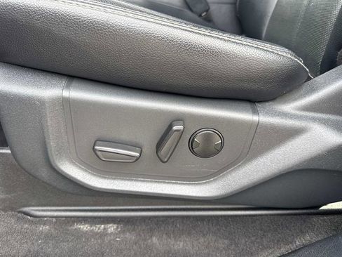 Used 2022 Ford F450 Lariat w/ FX4 Off-Road Package image 12