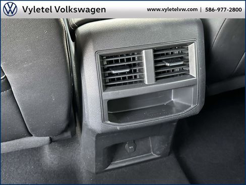 Certified 2023 Volkswagen Atlas Cross Sport SE image 13