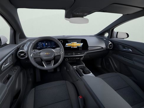 New 2026 Chevrolet Equinox EV LT image 15