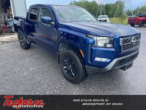 Used 2022 Nissan Frontier SV AWD/4WD image 1